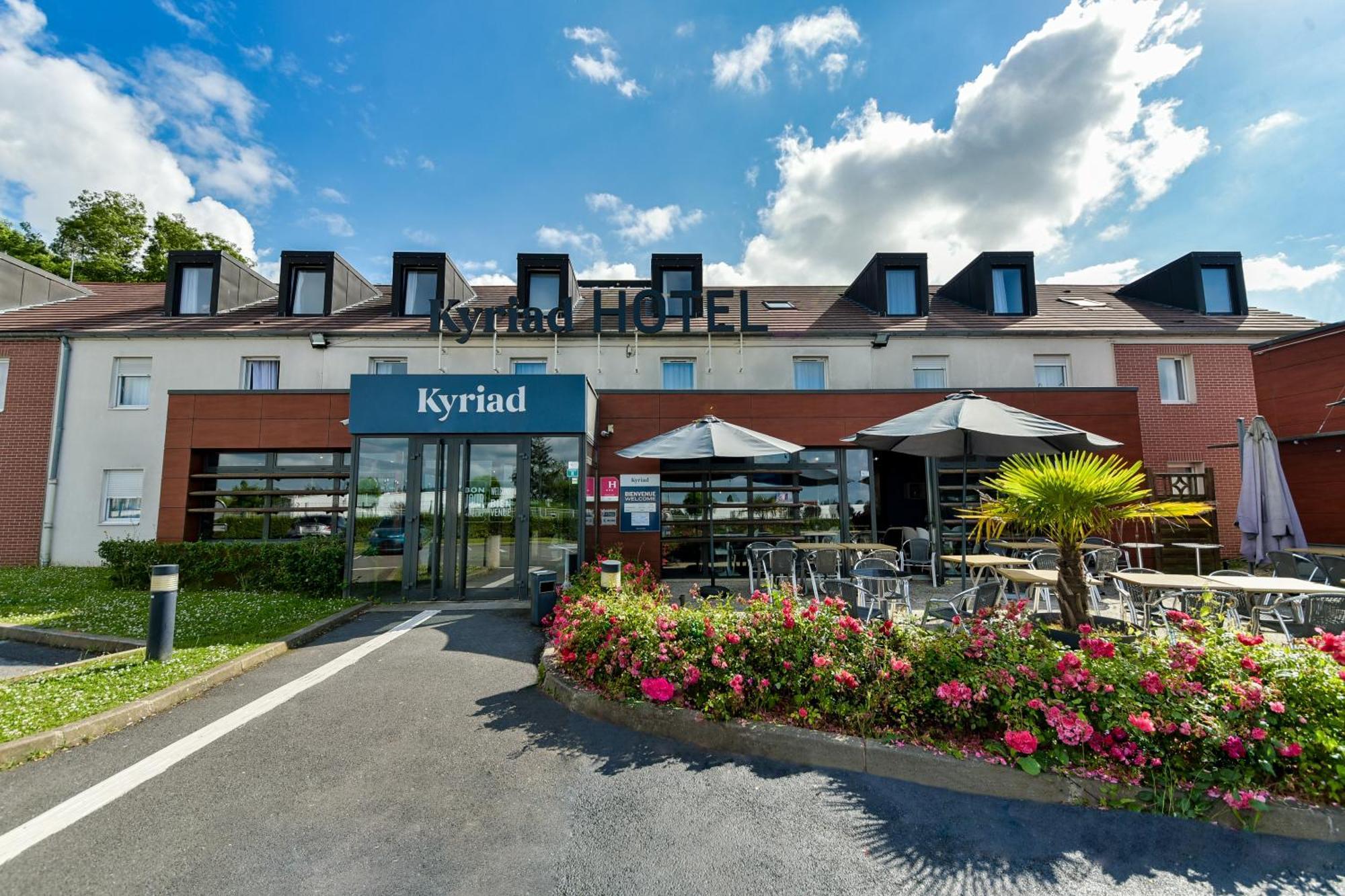 Kyriad Crepy En Valois Exterior photo