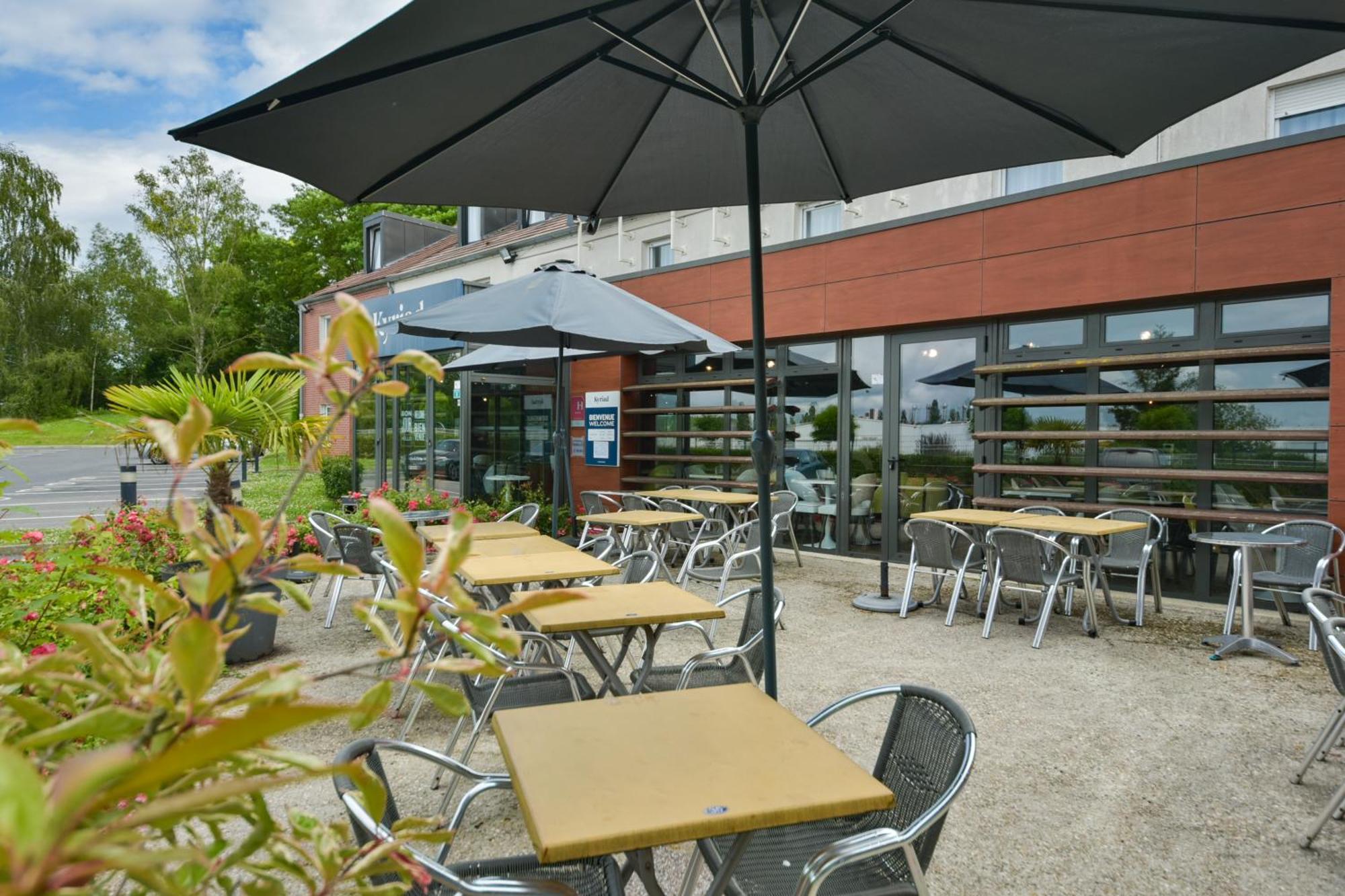 Kyriad Crepy En Valois Exterior photo